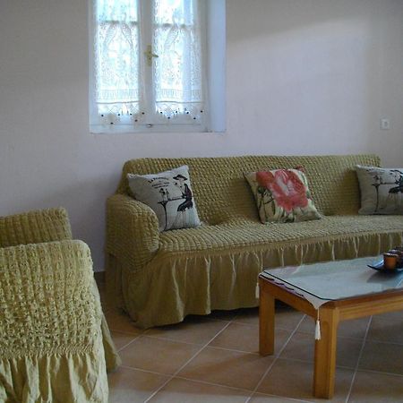 Carsazzio Cottage House Kariá エクステリア 写真