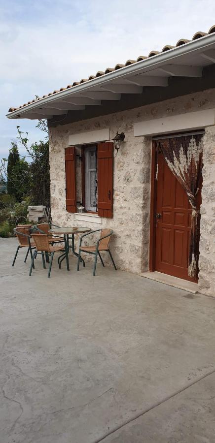 Carsazzio Cottage House Kariá エクステリア 写真